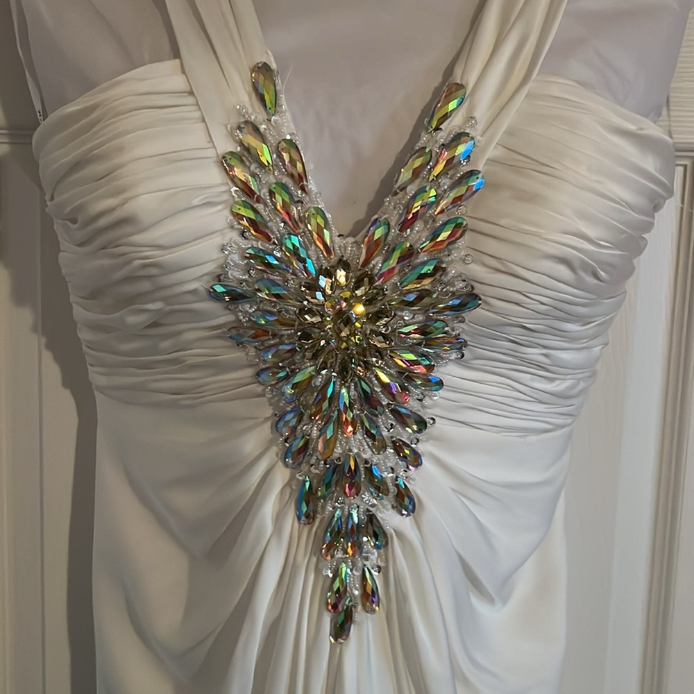 Night Moves Prom / Wedding Dress with Beading Size 10 - Picture 4 of 5